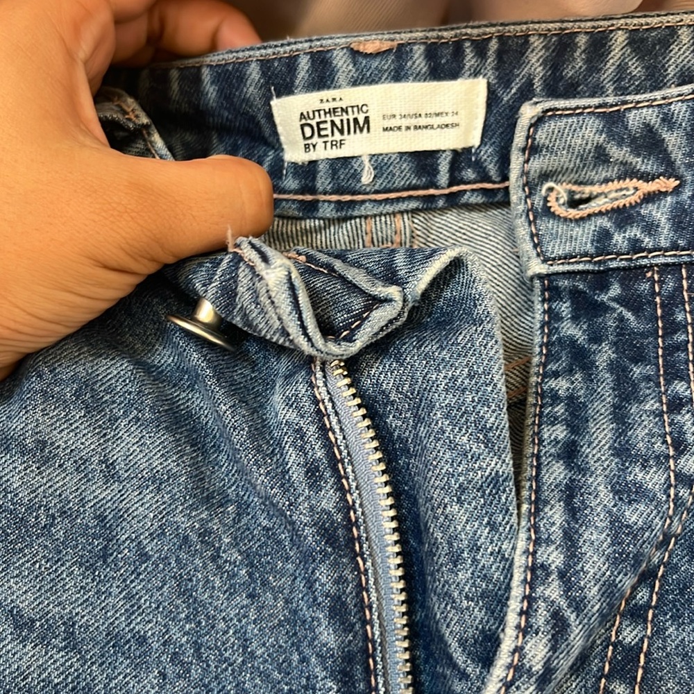 ZARA JEans SIZE 2!